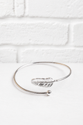 Minimalistisches Federarmband - Silber- für alle Farbtyen mit kühlen Anteilen
